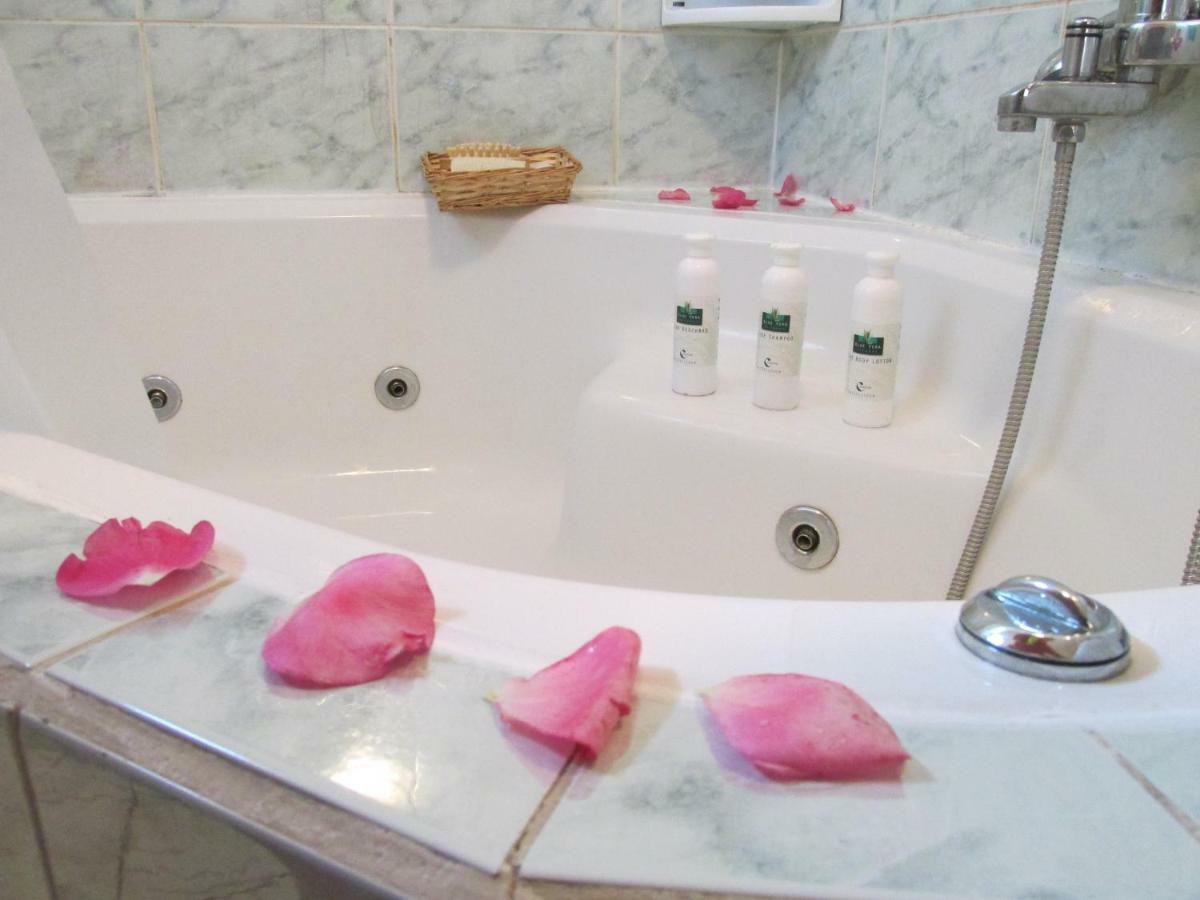Apartmani Lovro โอกูลิน ภายนอก รูปภาพ